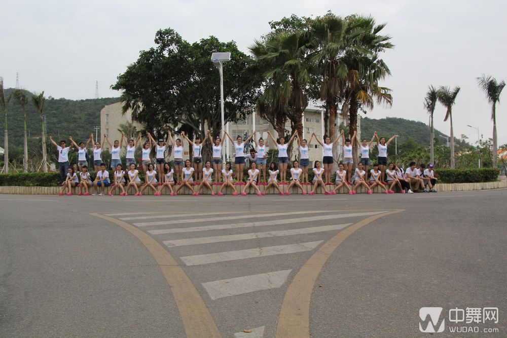 2024澳门彩开奖结果查询音乐学院舞蹈毕业照